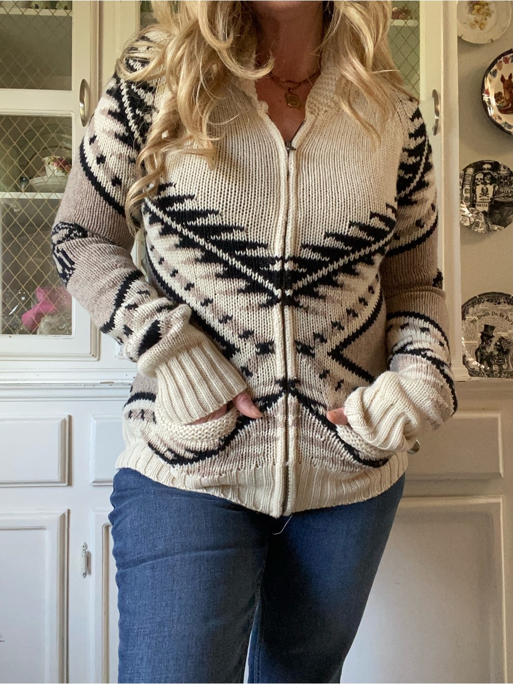 TNA Wool Zip Up Aritiza Cardigan Cozy Fall
Winter Chunky Knit Grey Cream Pockets - Picture 6 of 12
